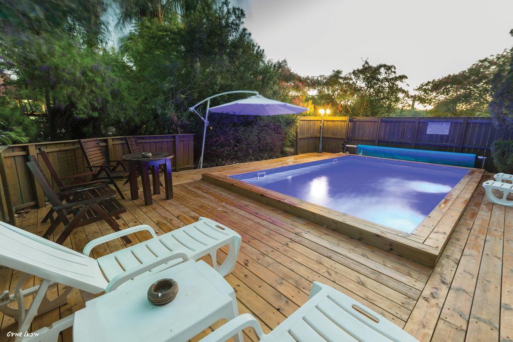 Musical Garden Cabins Ramot Luaran gambar